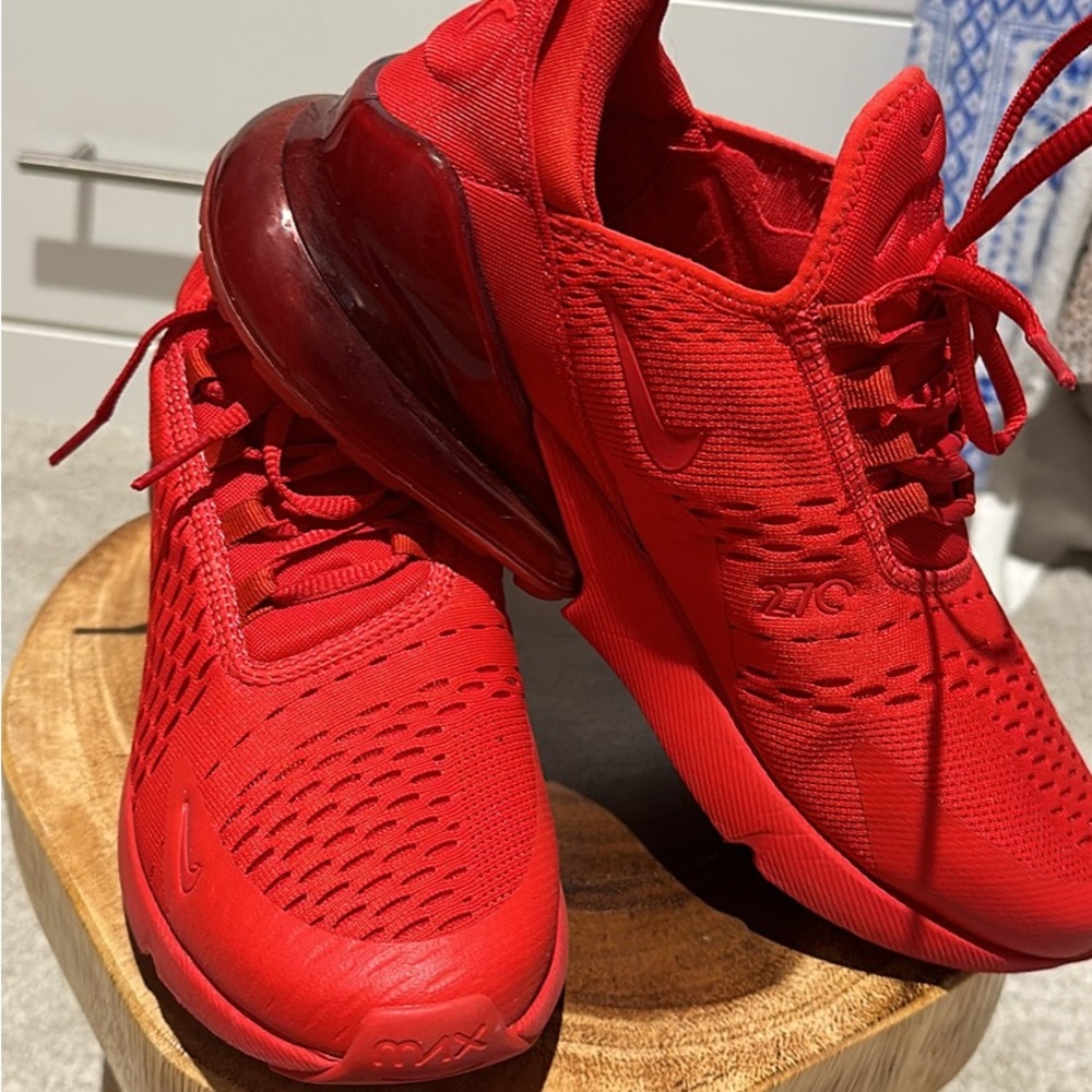 Mens Nike 270 All Red. Size 8. Worn only a handful of times. Excellent condition